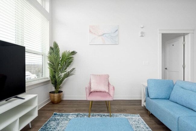 Photo - 965 E 64th St Unidad ID1228583P