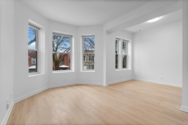 Photo - 2649 W Thomas St Unidad 2F