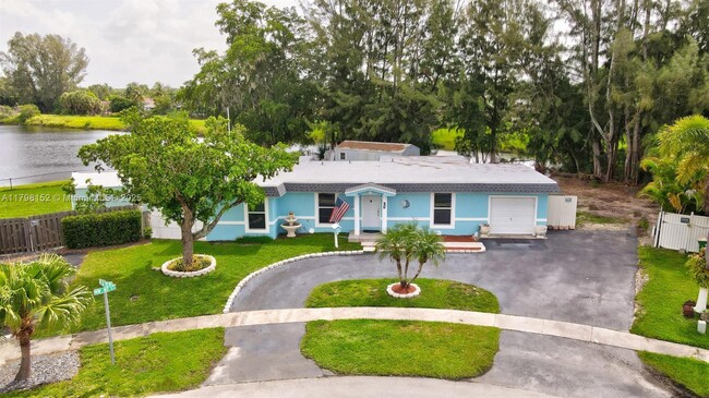 Photo - 6605 NW 80th Ct Casa