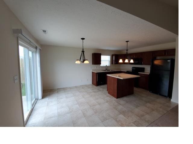 Photo - 4680 Jeremiah St