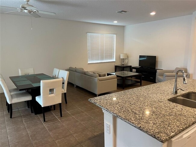 Photo - 2529 Rosemont Cir