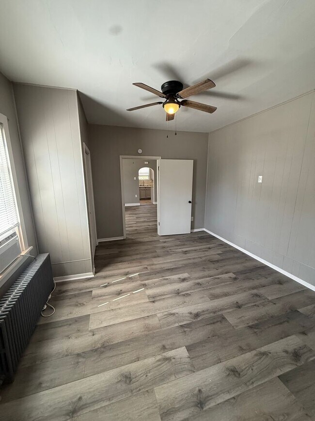 Photo - 519 Roup St Unit 1st Floor