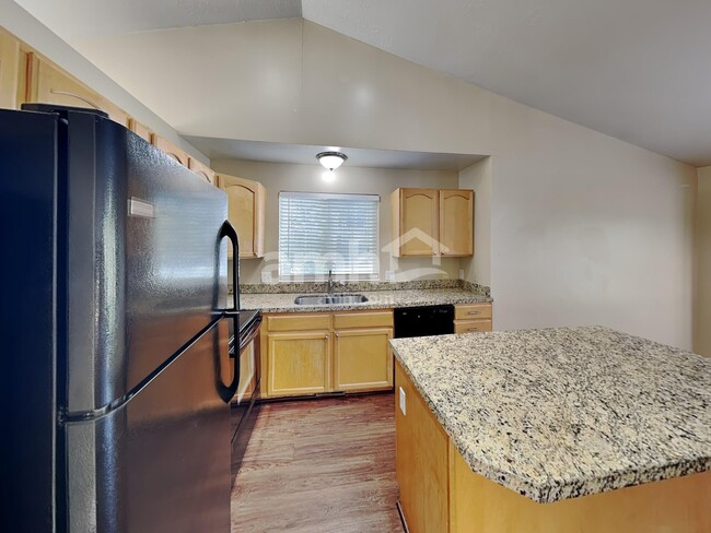 Photo - 1872 W Sir Charles Dr