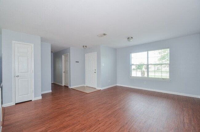Photo - 7211 Towering Pine Ln