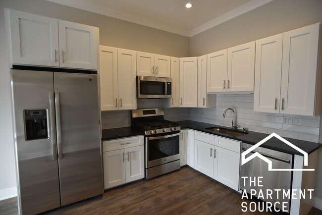 Photo - 927 W Irving Park Rd Unit 503