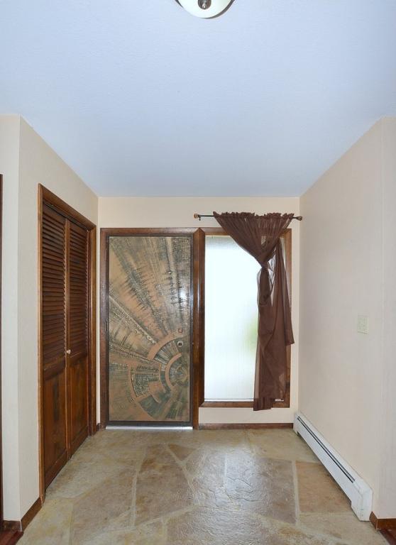 1520 W 12th St