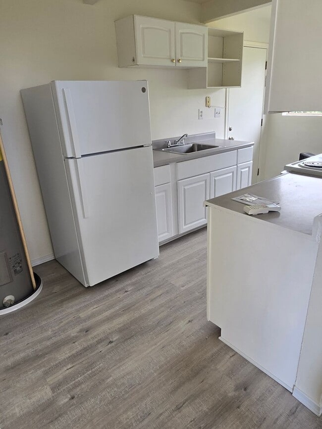 Photo - SS2231-3 Unit B