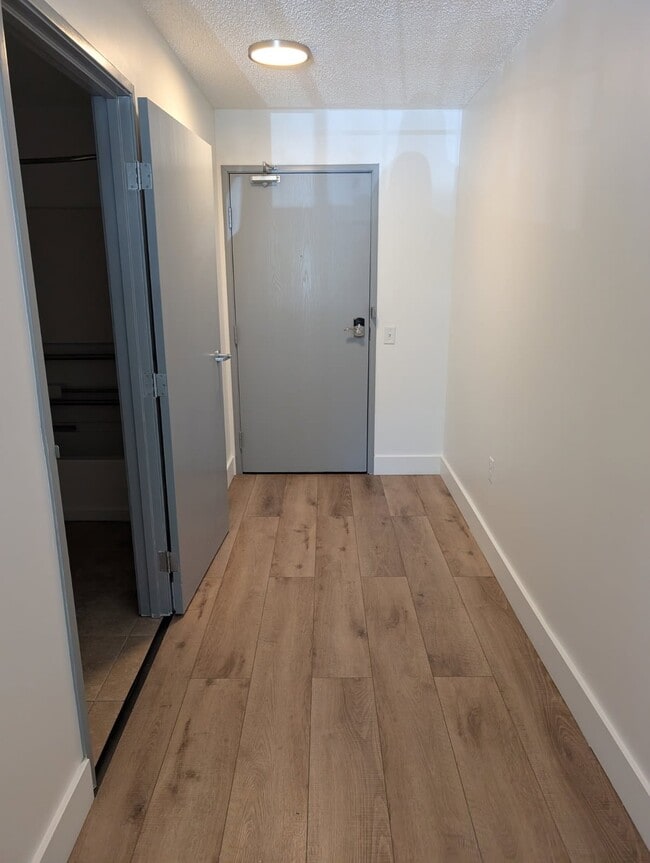 3195 S Lincoln Ave Unit L103