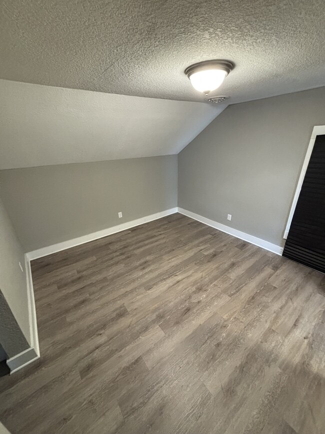 Photo - 708 E Jefferson Blvd