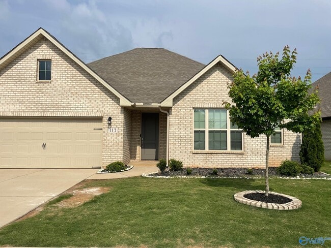 Building Photo - 113 James Parcus Cir