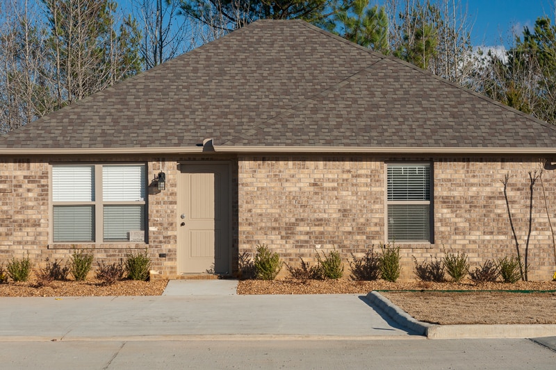 Photo - 323 Story St