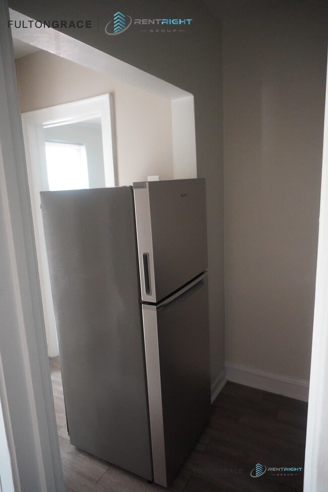 Photo - 5301 N Ashland Ave Unit 105