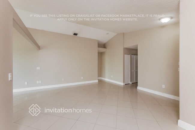 1544 NW 158th Ave