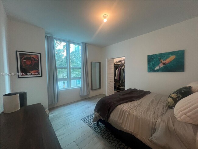 Photo - 950 Brickell Bay Dr Unit 303