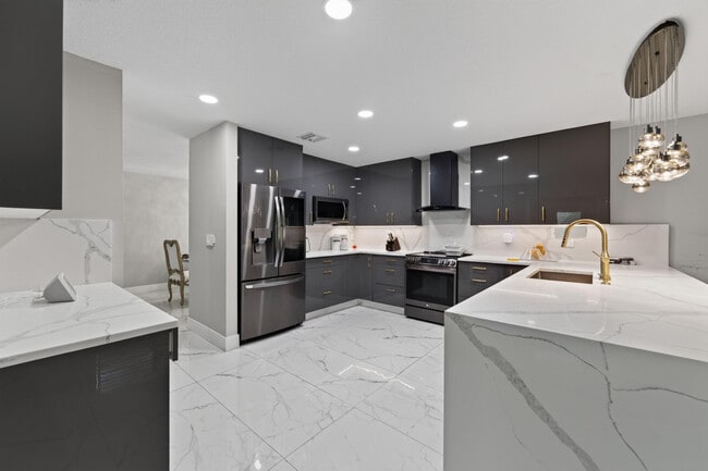 6544 Adriatic Way