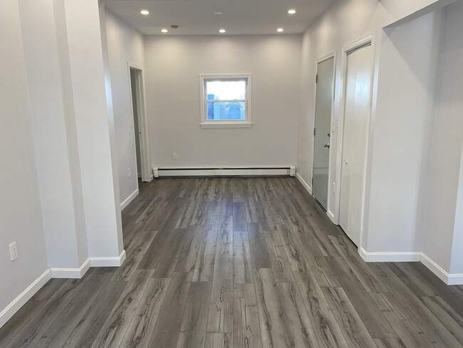 Photo - 73 Marshall St Unit 3