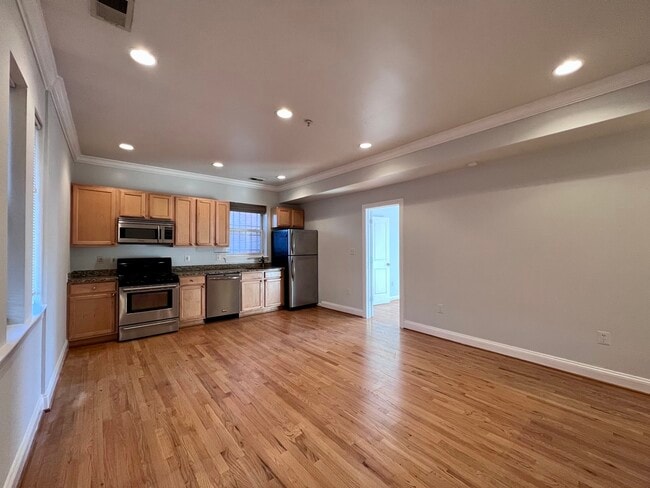 Photo - 1372 Randolph St NW