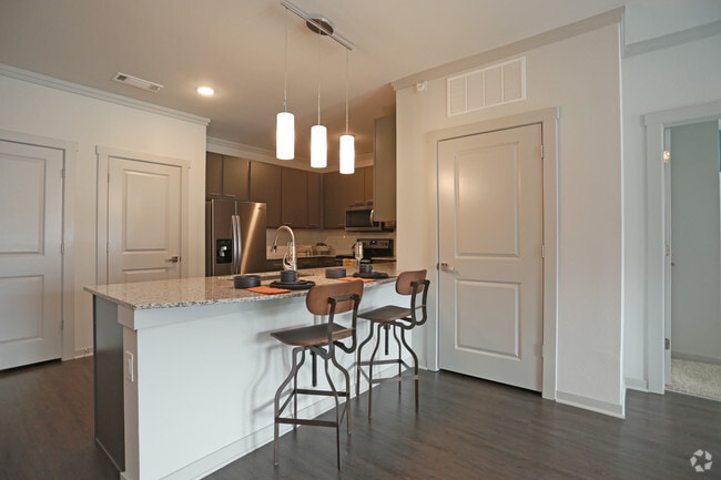 2BR, 2BA - B1