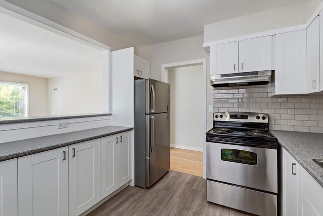 Photo - The Mount Royal