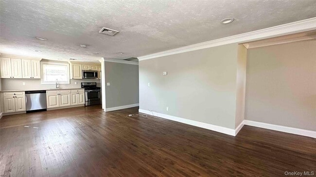 Photo - 27 Southridge Dr