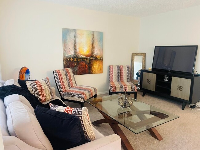 Photo - 624 Snug Harbor Dr Unit B7