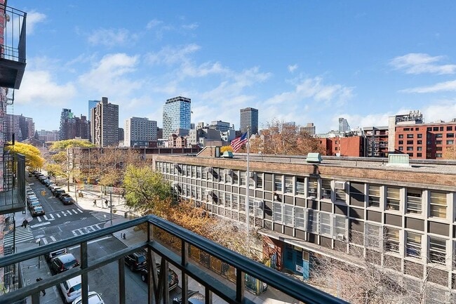 Photo - 114 Ridge St Unit 6F