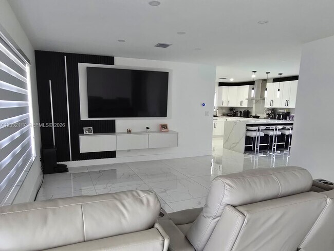291 NW 93rd Ave