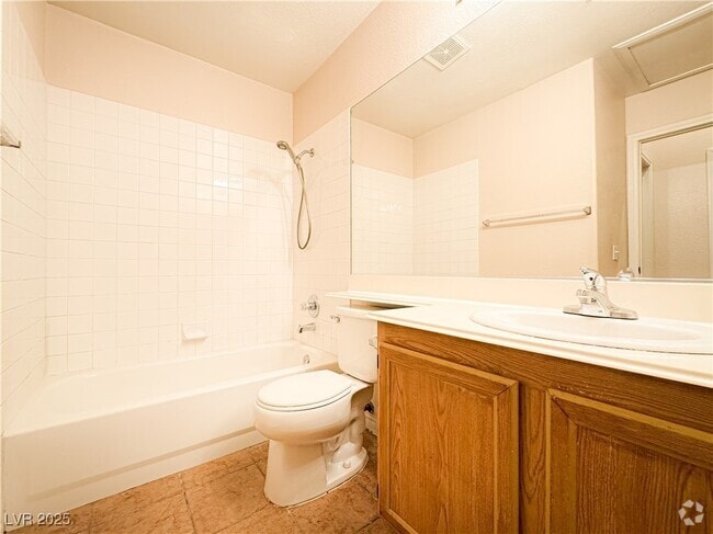 Building Photo - 9436 Lake Creek St Rental