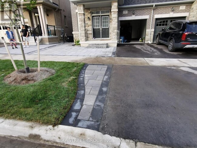 Photo - 50 Crofting Cres