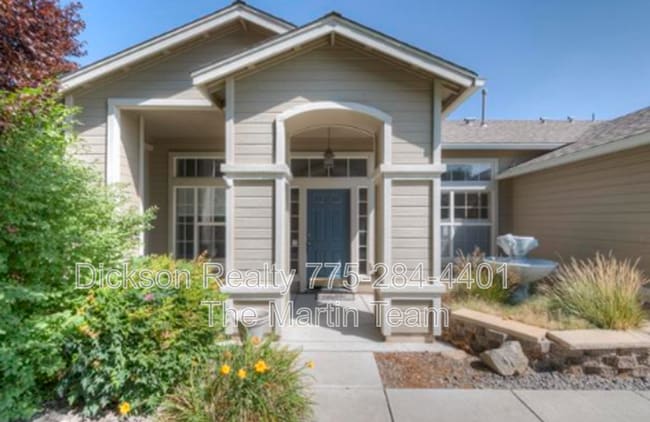 Building Photo - 3340 Sansol Ct