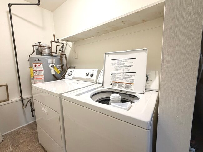 Photo - 1200 Clement St
