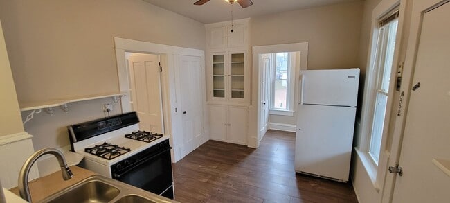 Photo - 325 N 3rd Ave Unit Lower