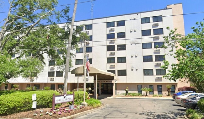 Photo - 1433 N Adams St