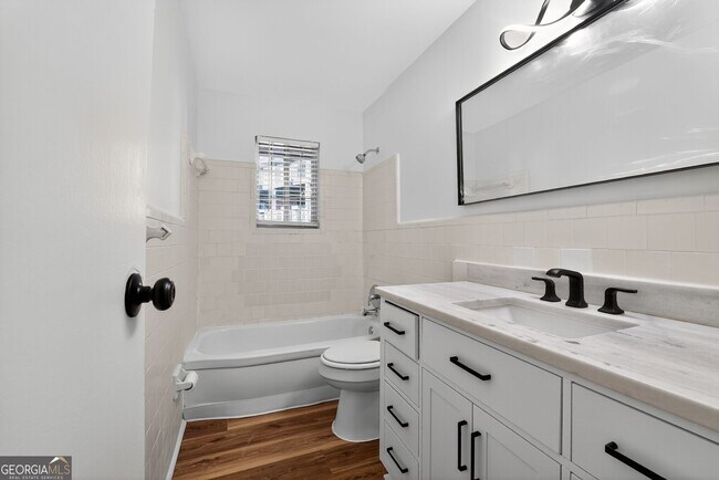 Photo - 2510 Peachwood Cir NE Unit 3