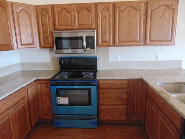 Photo - 623 Zuni St Unit Apt D