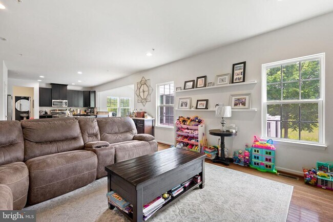 Photo - 2905 St Marys View Rd