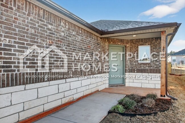 Photo - 812 NE 102nd Ter