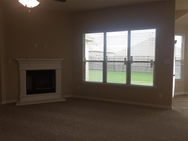 Photo - 215 Fred Ln