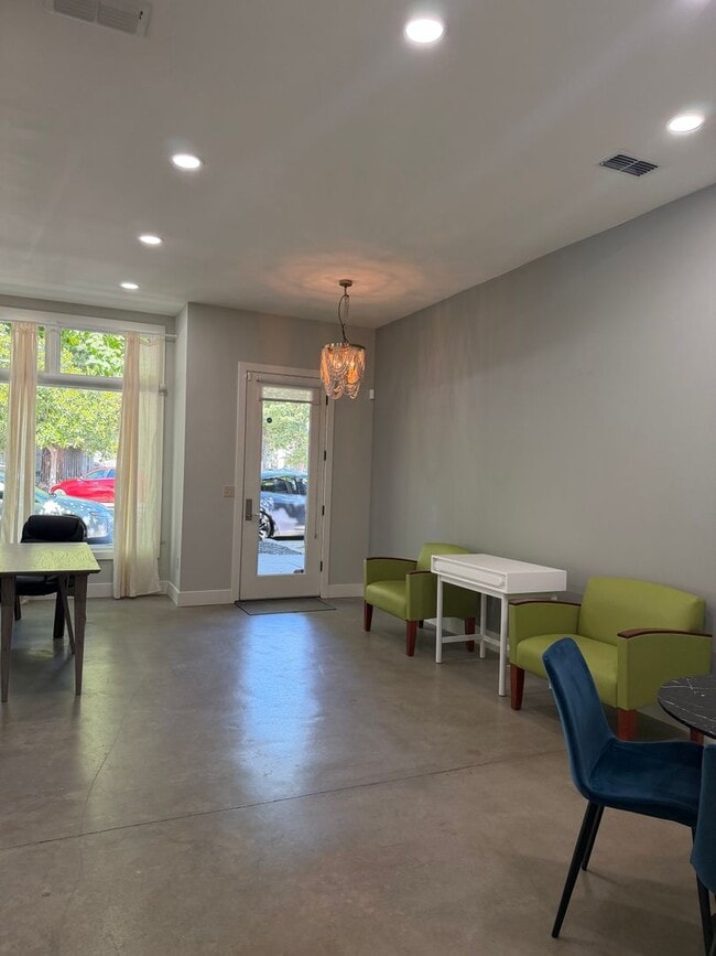 Photo - 2907 35th St