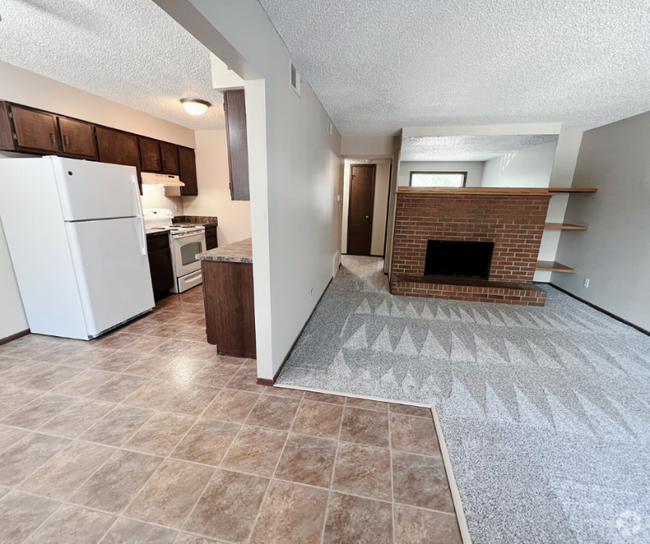 Building Photo - 1822 Knox St Unit 1822 Knox St. Apt. 9