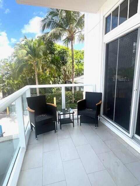 184 Lake Dr Unit 3102