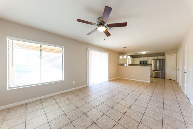 12329 W Windrose Dr