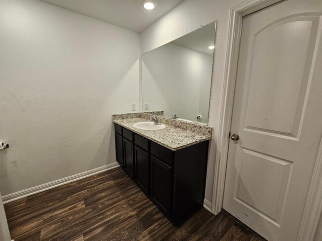 Photo - 17904 Speculator Ln