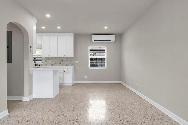 Photo - 17 Ocean Breeze