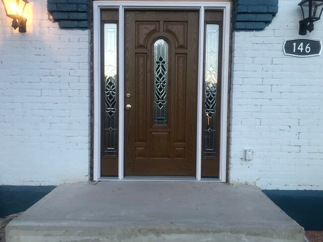Photo - 146 N 300 E