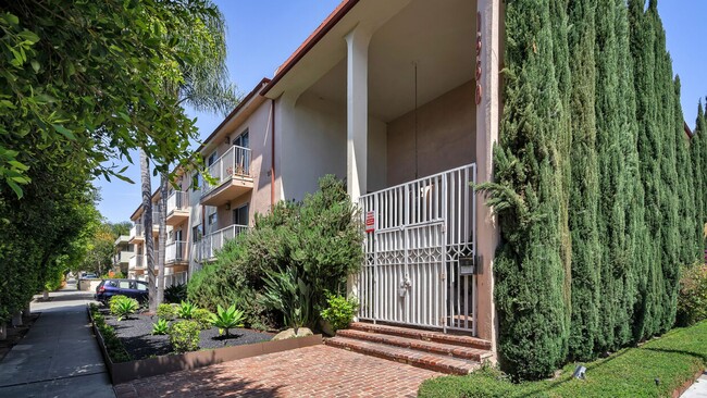 Photo - 1560 S. Saltair Ave. Los Angeles, CA. 90025