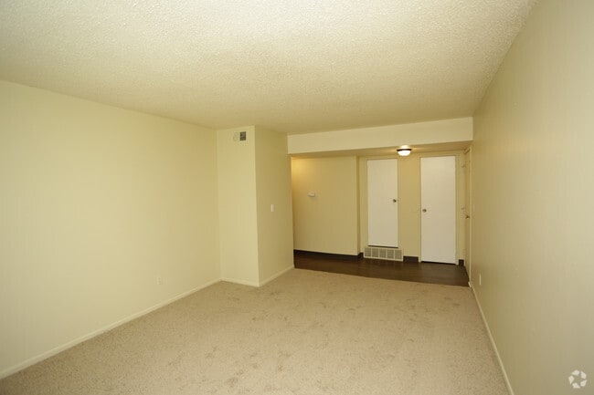 2BR, 1BA - 725 SF - Winner Place Apartments