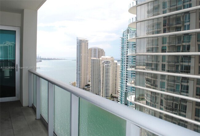 Photo - 300 S Biscayne Blvd Unit T-2802