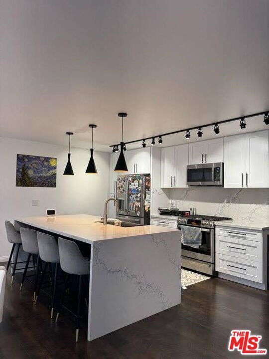 Building Photo - 28659 Vista Madera