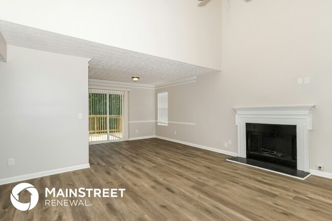 Photo - 5541 Panola Pl